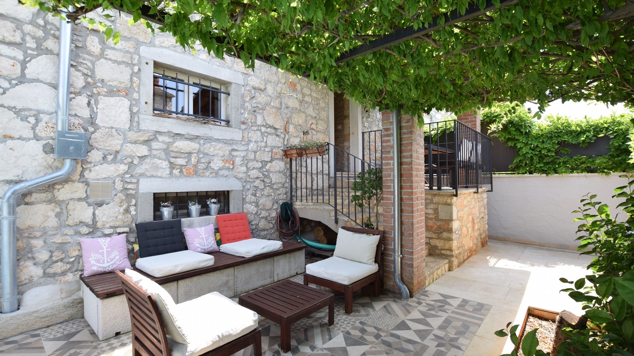 Photo of Patio Balcony in Mugeba