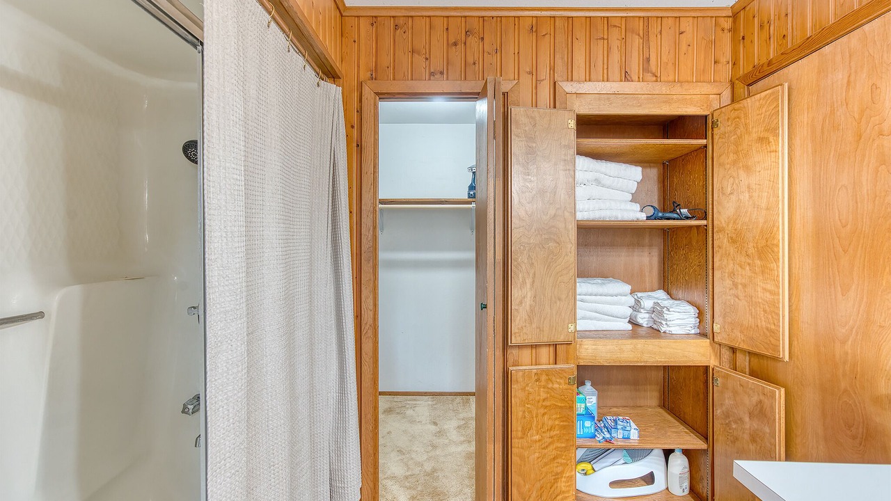 Photo of Bathroom in South Toledo Bend