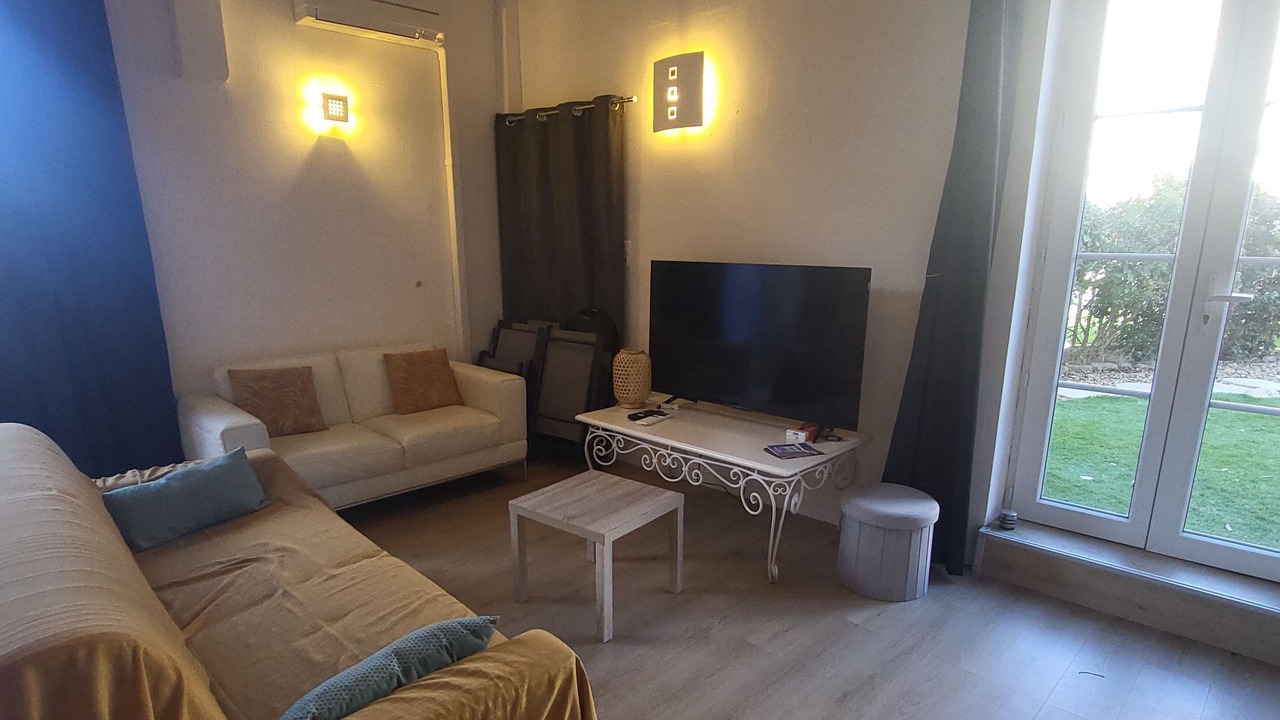 Photo of Livingroom in Salles-d'Aude