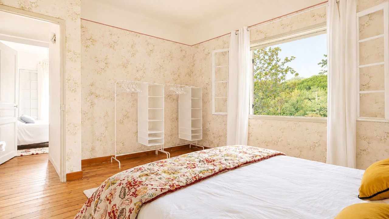 Photo of Bedroom in Beaucaire
