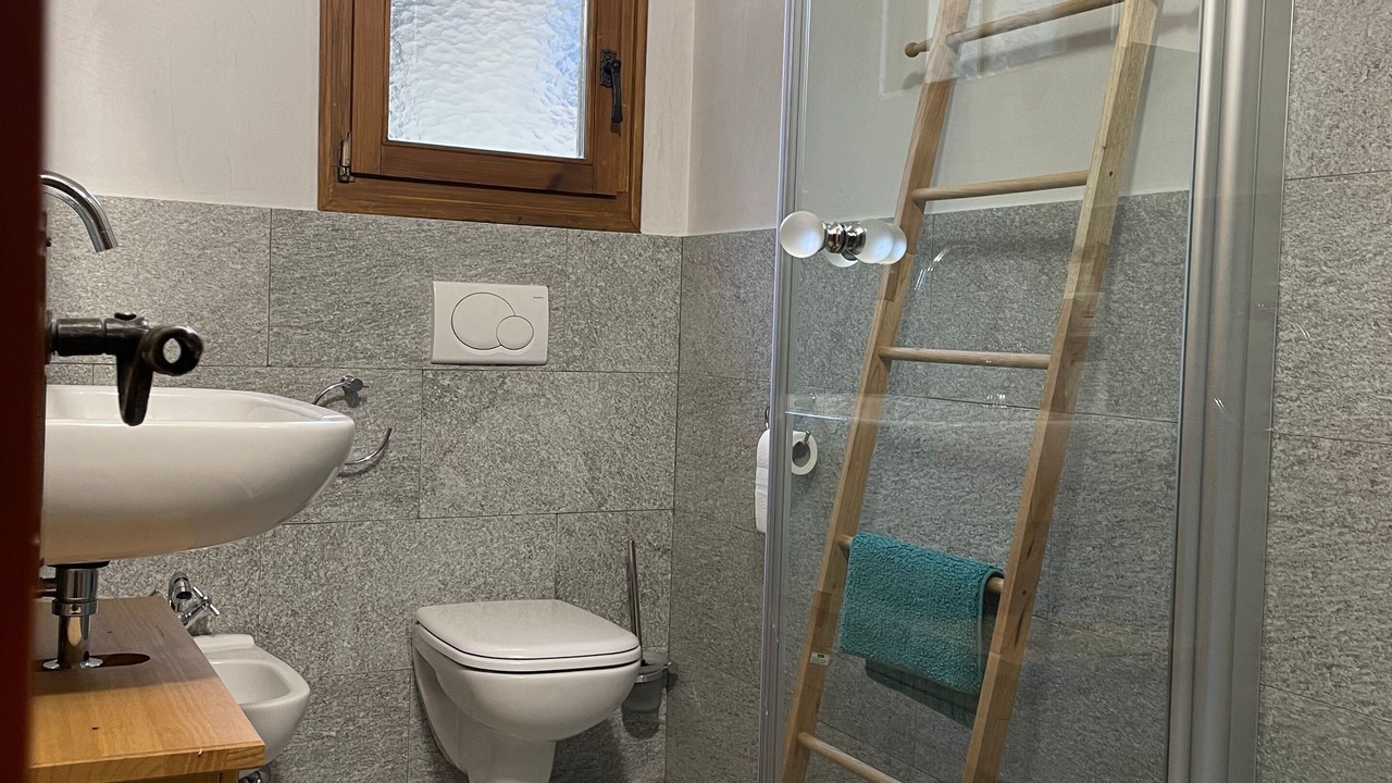 Photo of Bathroom in Maloja