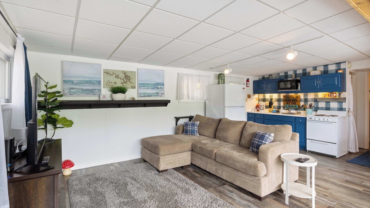 Photo of Livingroom in Rocky Mount