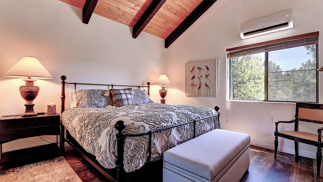 Photo of Bedroom in Munds Park