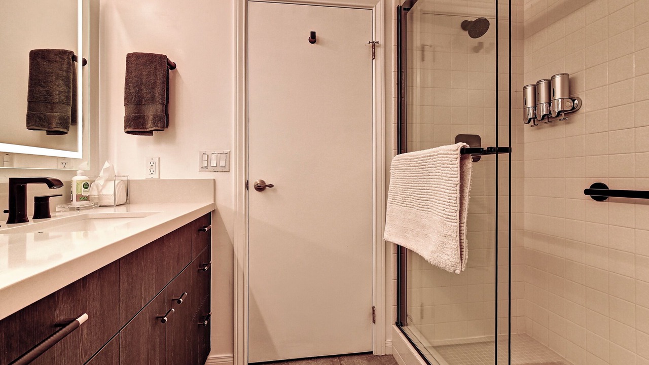 Photo of Bathroom in Munds Park