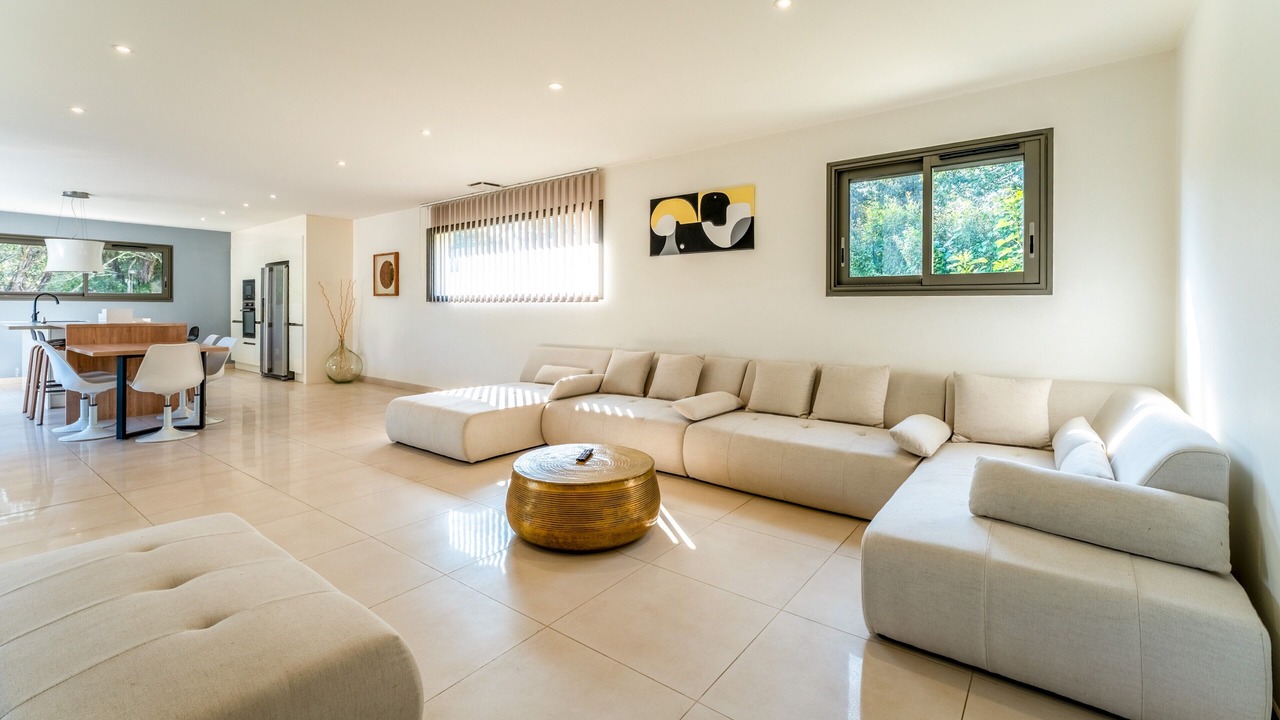 Photo of Livingroom in Russan