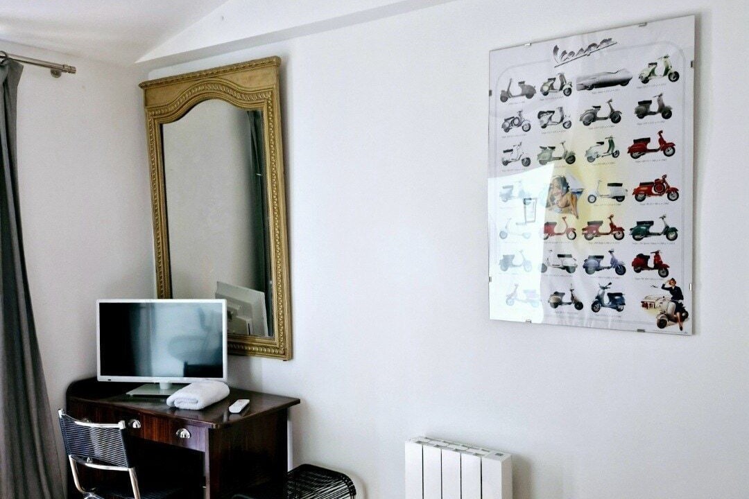 Photo of Bedroom in Noyers-sur-Serein