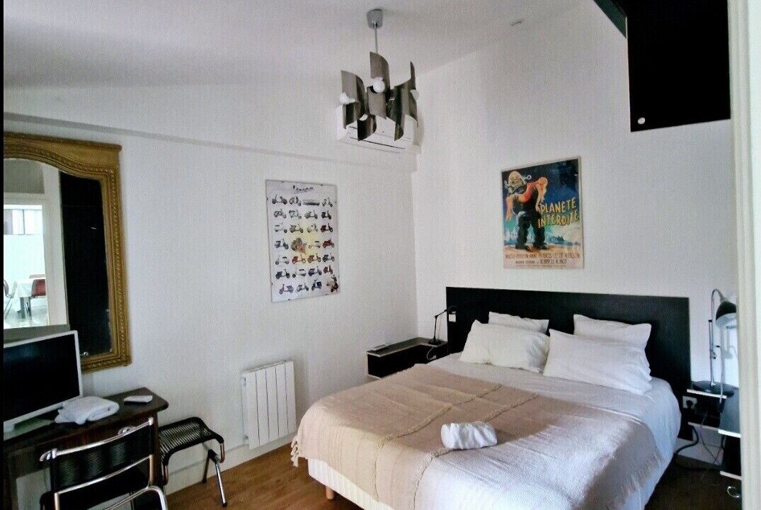 Photo of Bedroom in Noyers-sur-Serein
