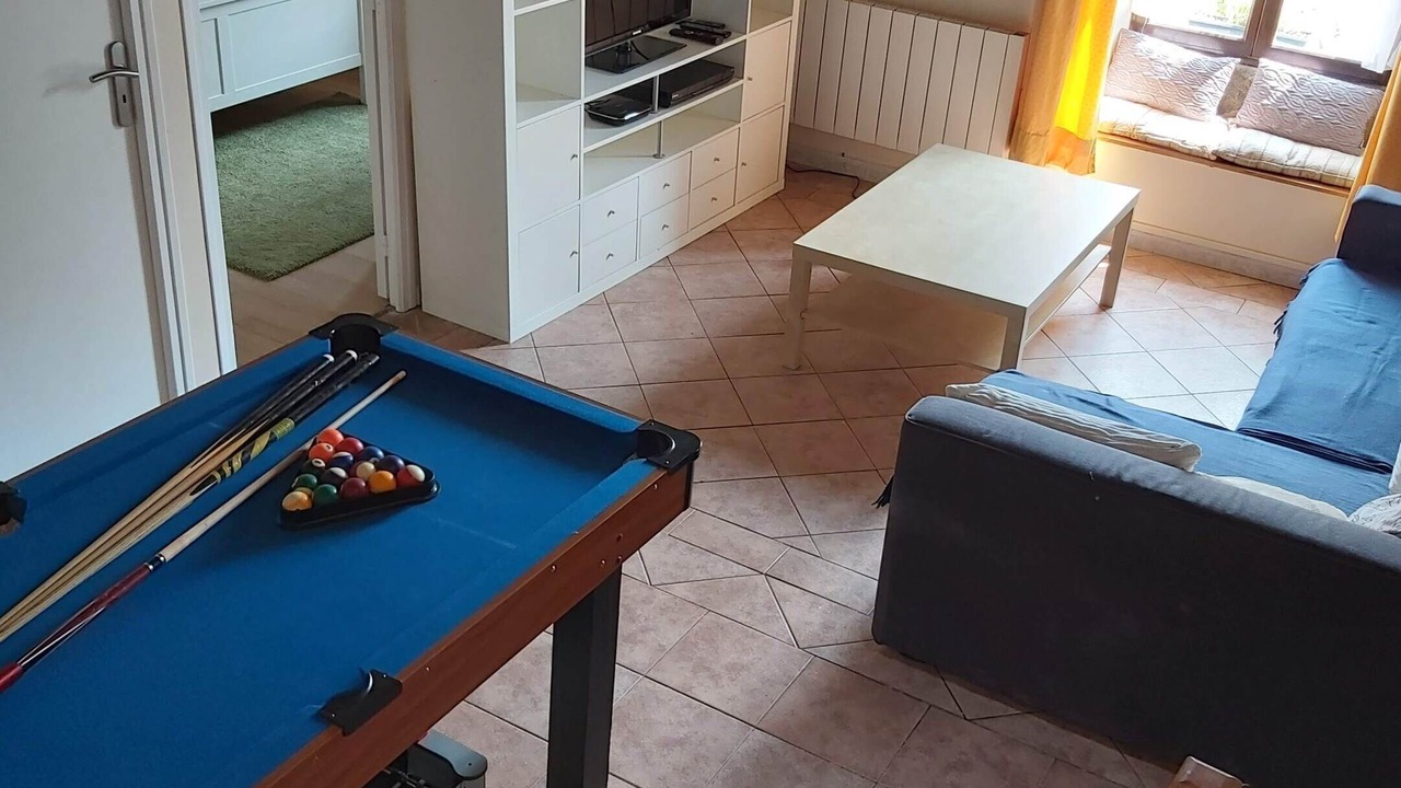 Photo of Livingroom in Les Champs-Geraux