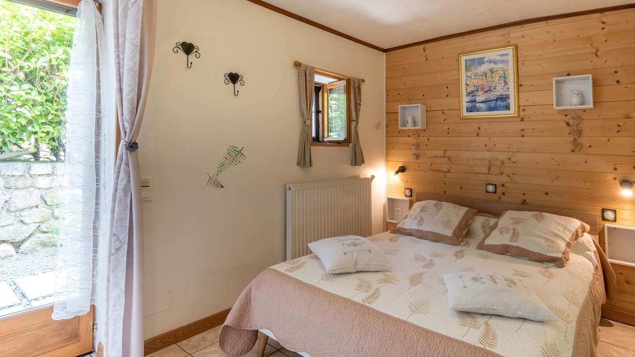 Photo of Bedroom in Payzac