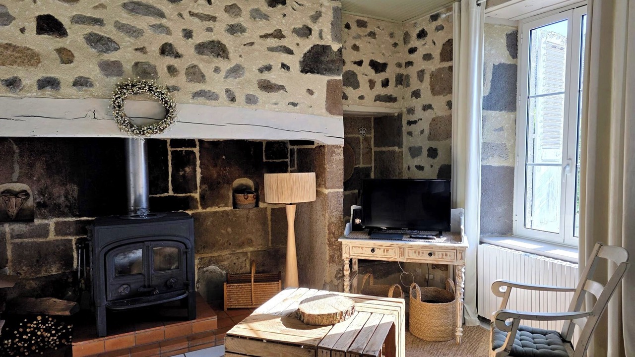 Photo of Livingroom in Giou-de-Mamou
