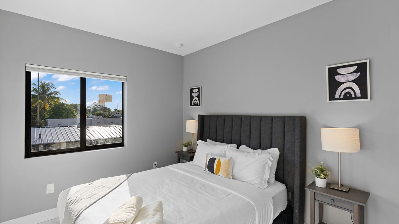 Photo of Bedroom in Allapattah
