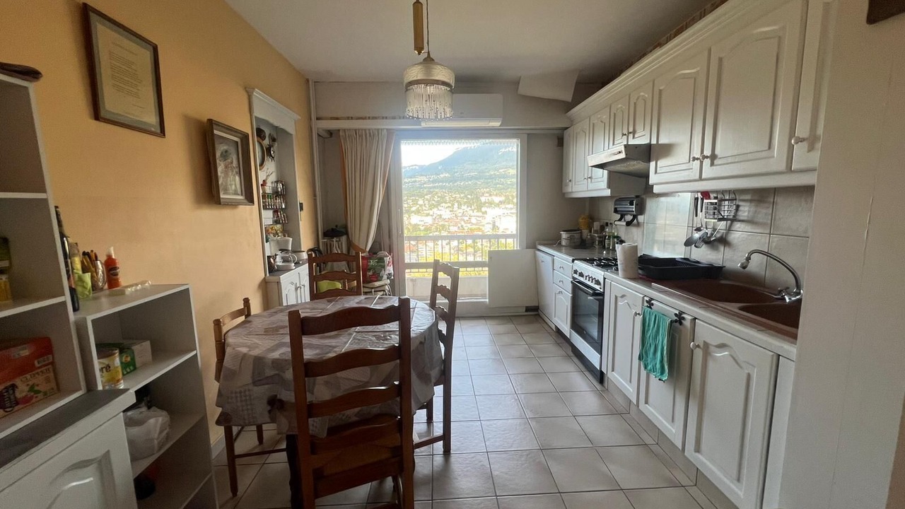 Photo of Kitchen in Aix-les-Bains