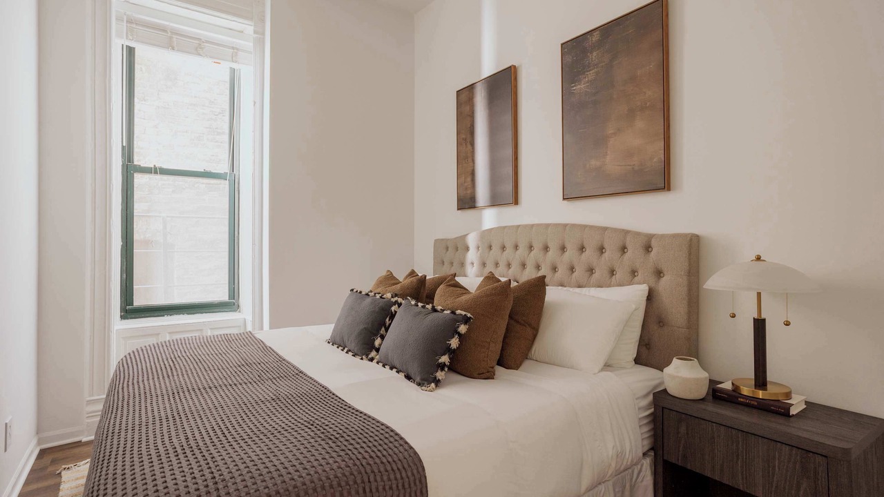 Photo of Bedroom in Rush and Division