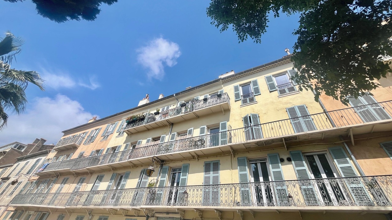 Photo of Outdoor in Hyeres City Centre