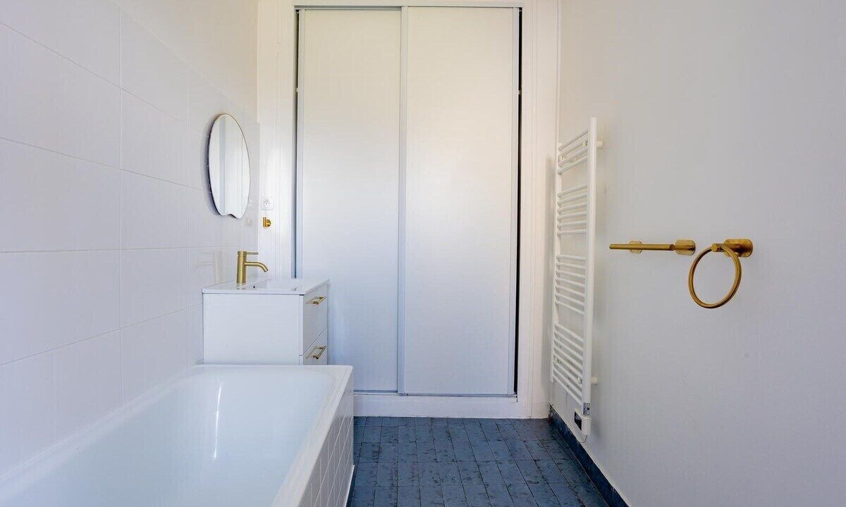 Photo of Bathroom in Le Pre-Saint-Gervais