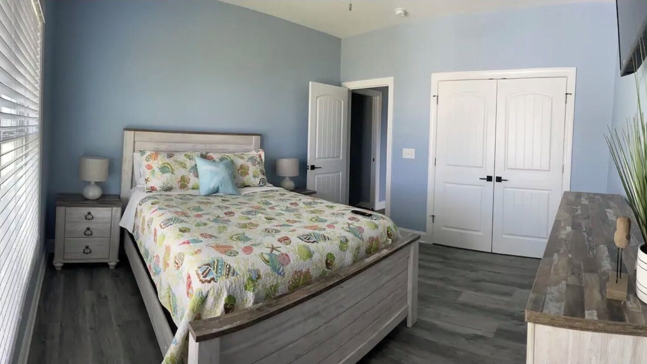Photo of Bedroom in Harkers Island