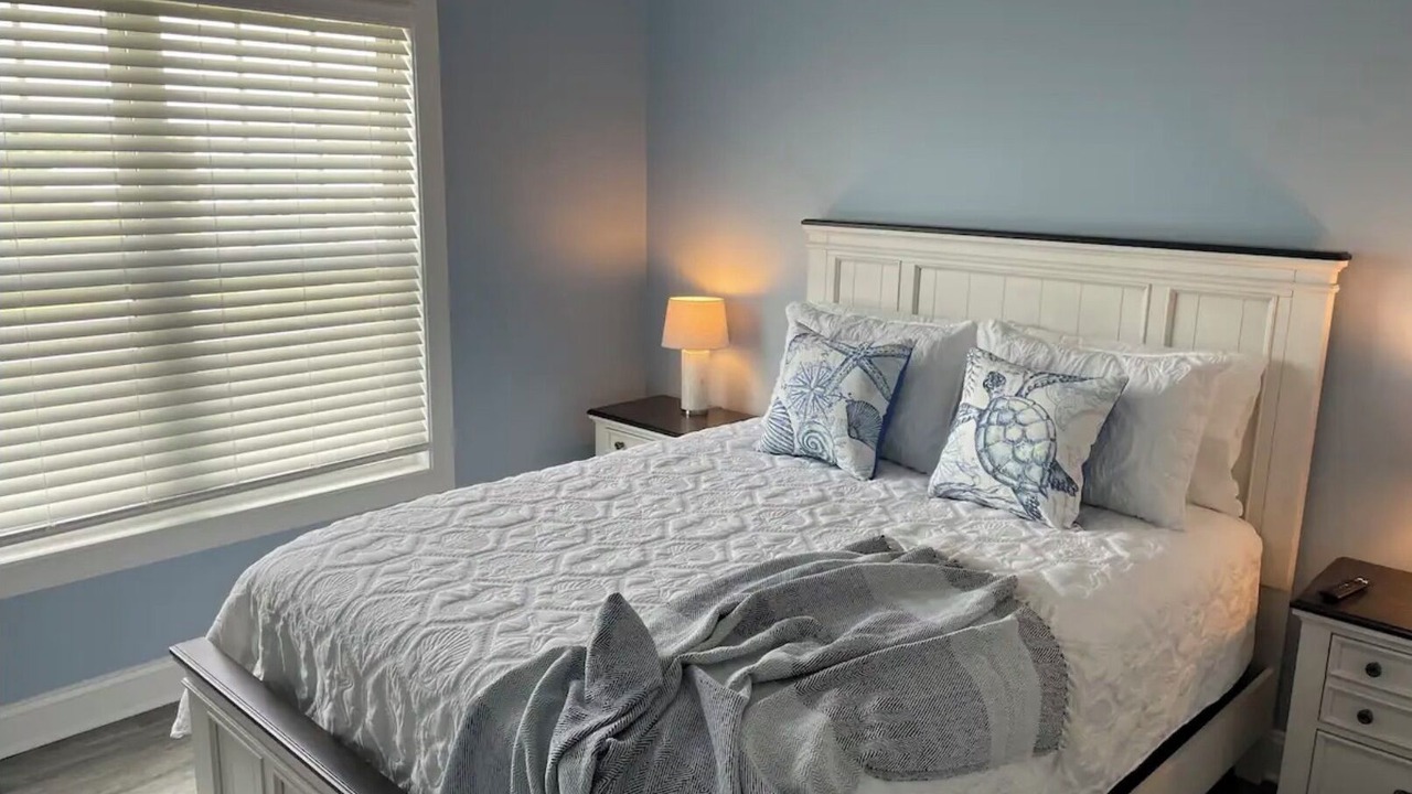 Photo of Bedroom in Harkers Island