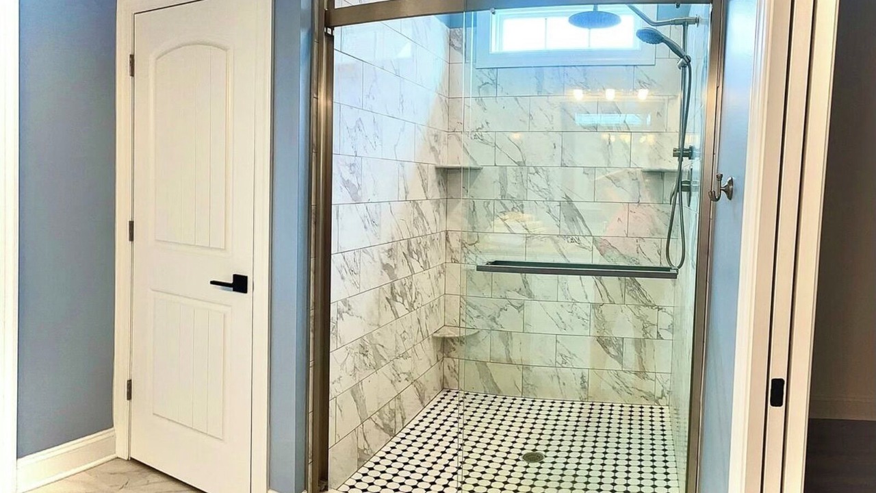 Photo of Bathroom in Harkers Island