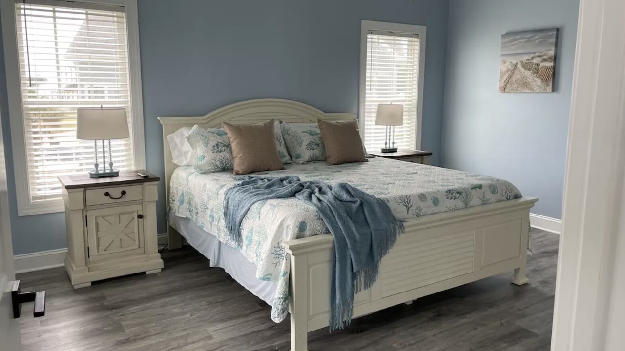 Photo of Bedroom in Harkers Island