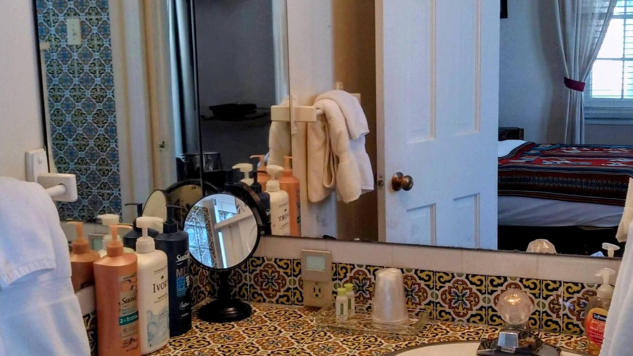 Photo of Bathroom in Portal