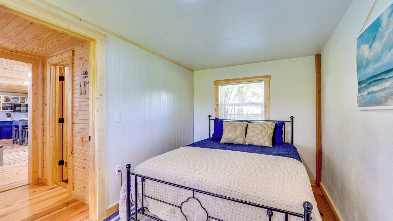 Photo of Bedroom in Golden