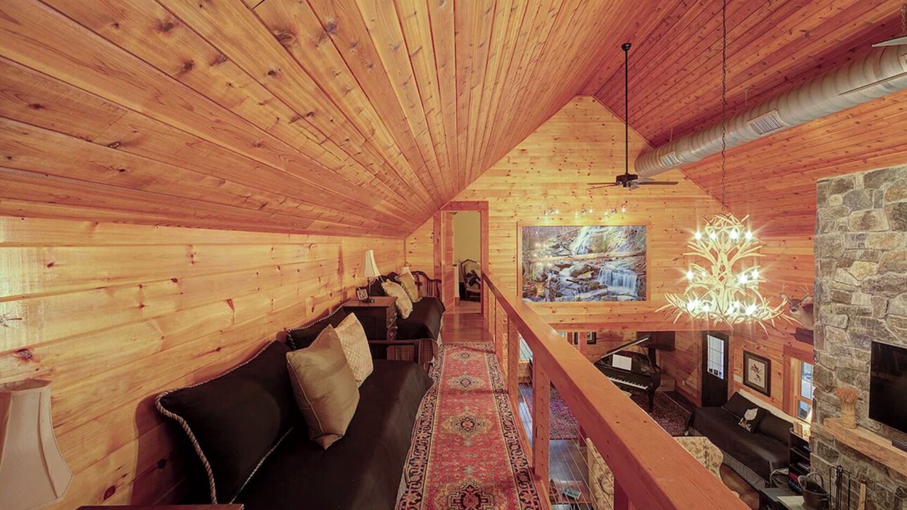 Photo of Livingroom in Roseland