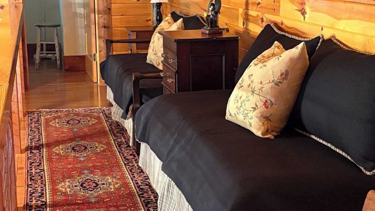 Photo of Bedroom in Roseland