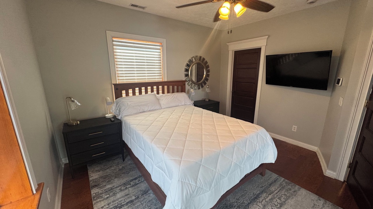 Photo of Bedroom in Kennedy King