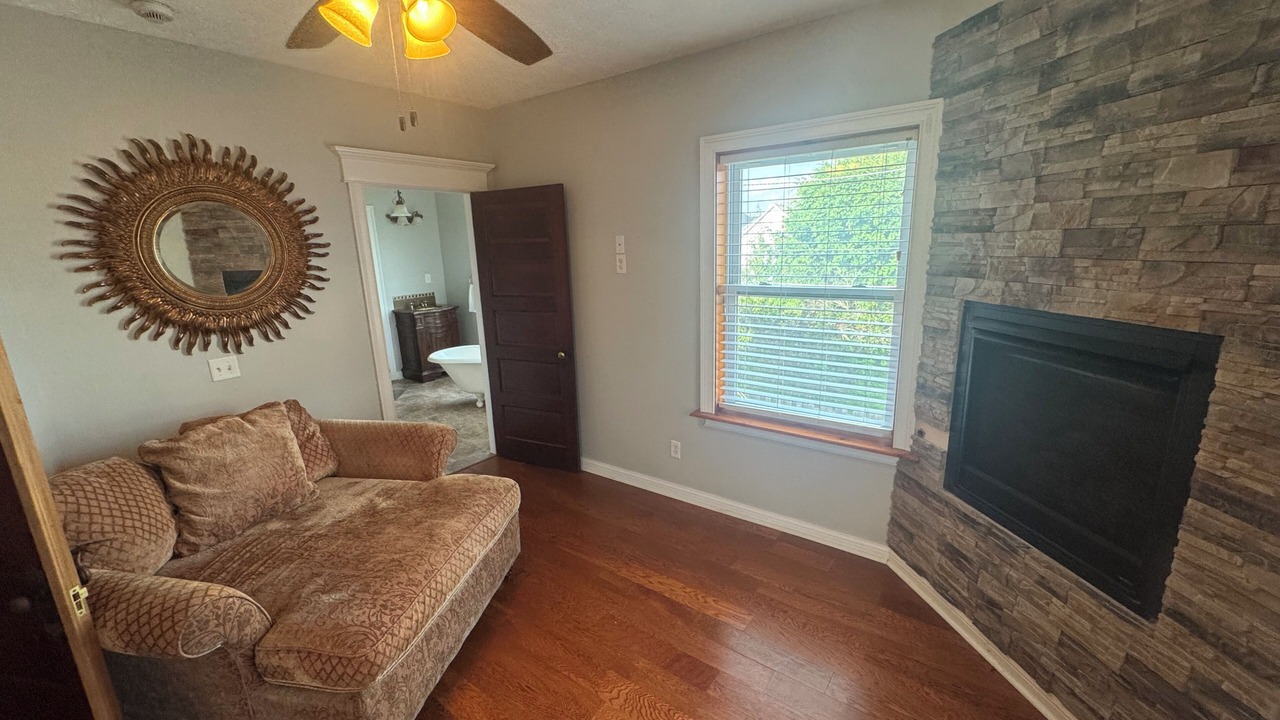Photo of Livingroom in Kennedy King