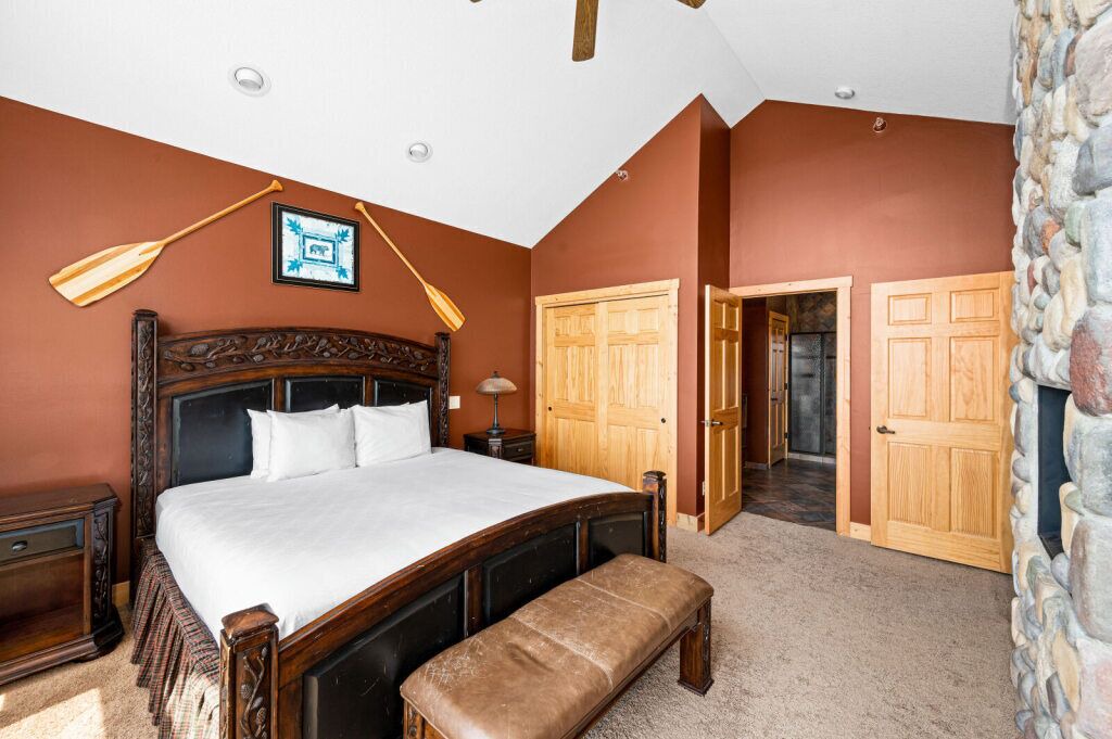 Photo of Bedroom in Two Harbors
