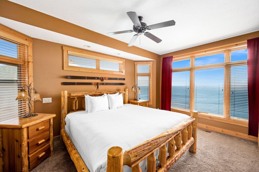 Photo of Bedroom in Two Harbors