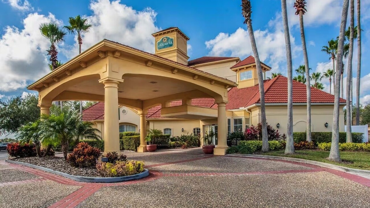 Photo of Outdoor in Airport North