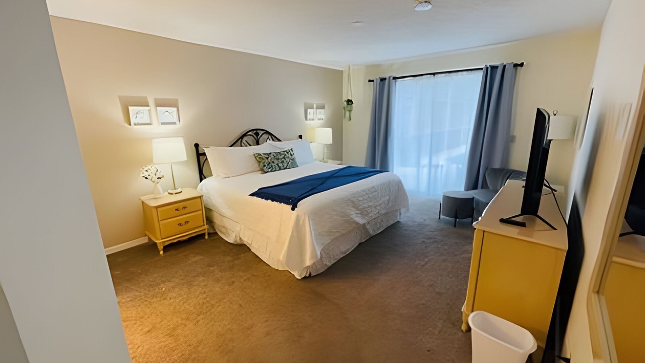 Photo of Bedroom in Indian Wells