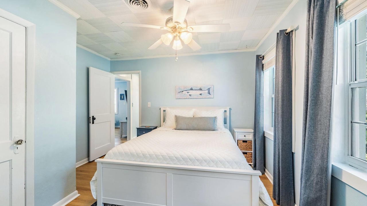 Photo of Bedroom in Candler