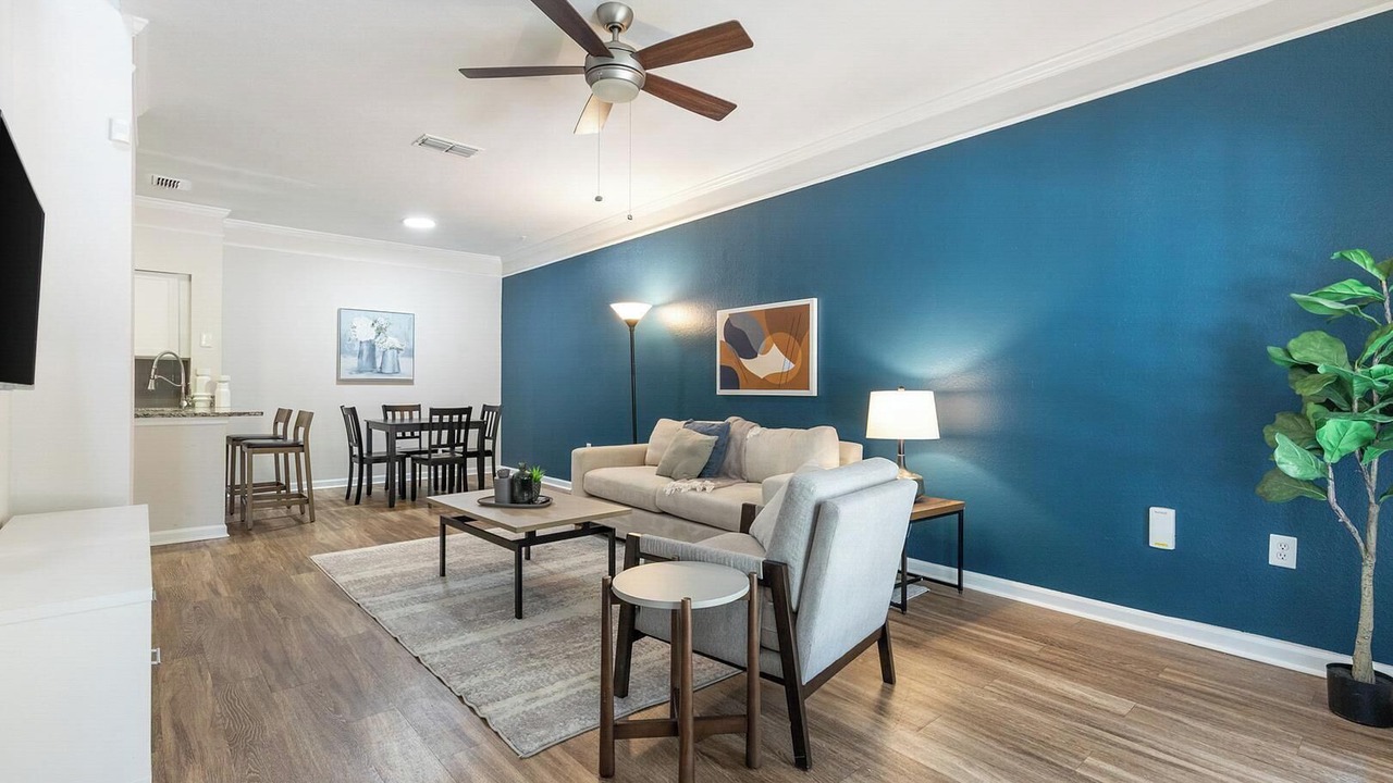 Photo of Livingroom in Metro West