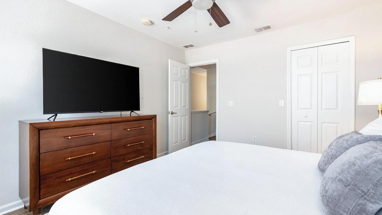 Photo of Bedroom in Metro West