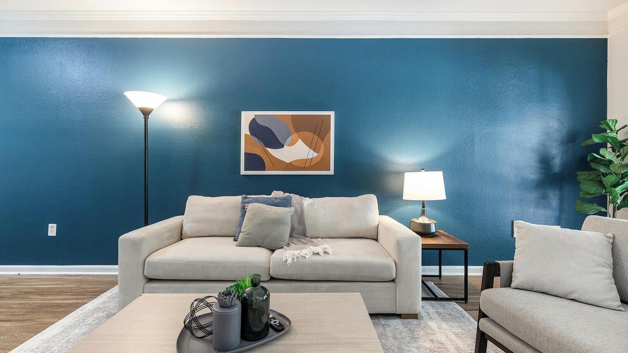 Photo of Livingroom in Metro West