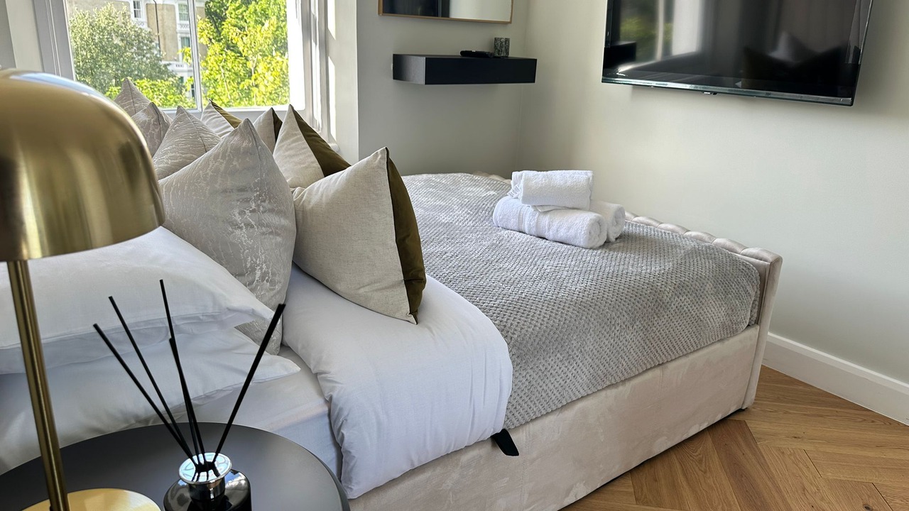 Photo of Others in St. Helen's