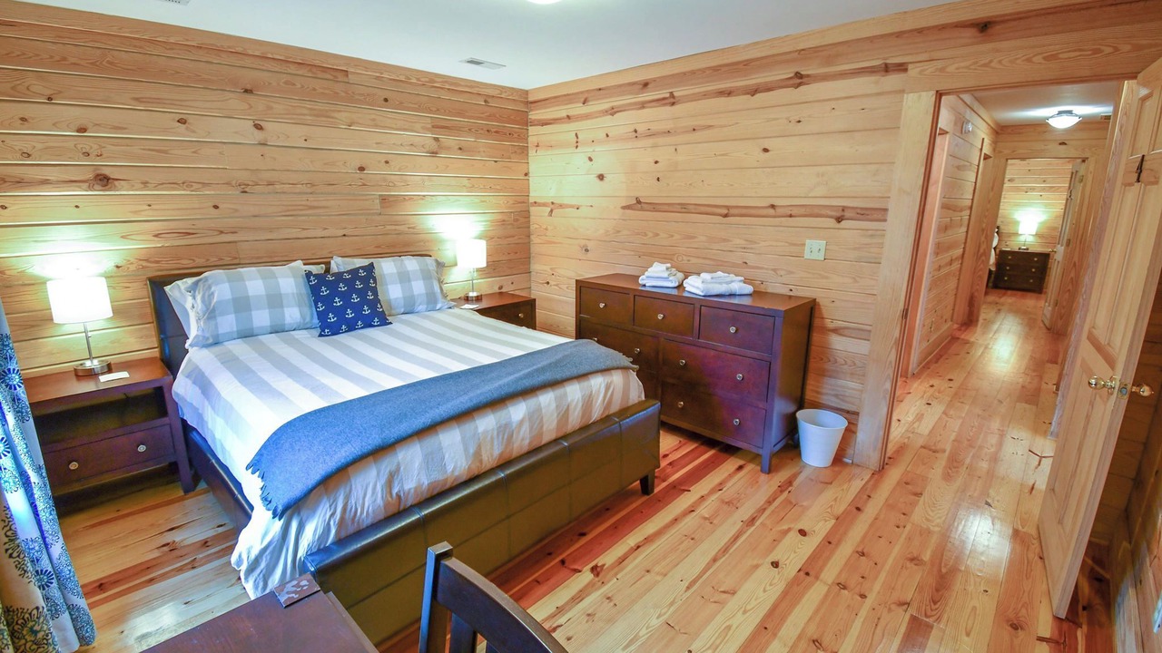 Photo of Bedroom in Lexington