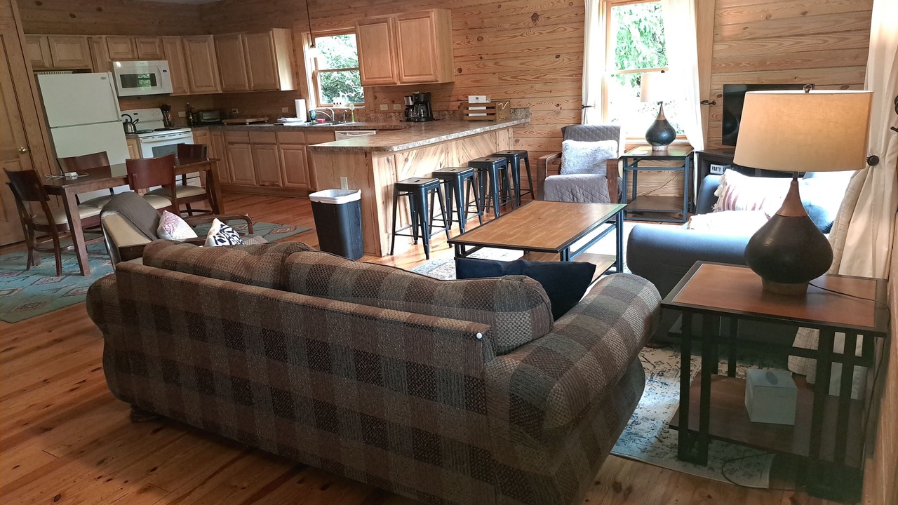 Photo of Livingroom in Lexington