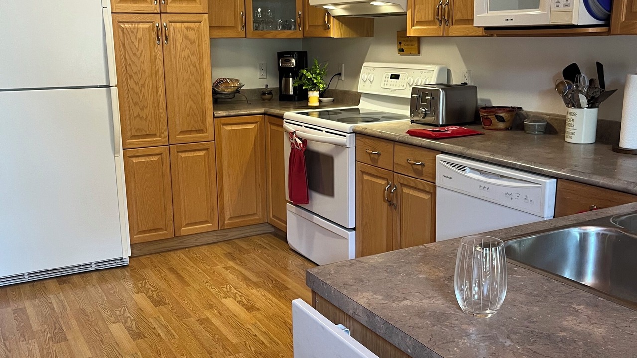 Photo of Kitchen in Lester Beach