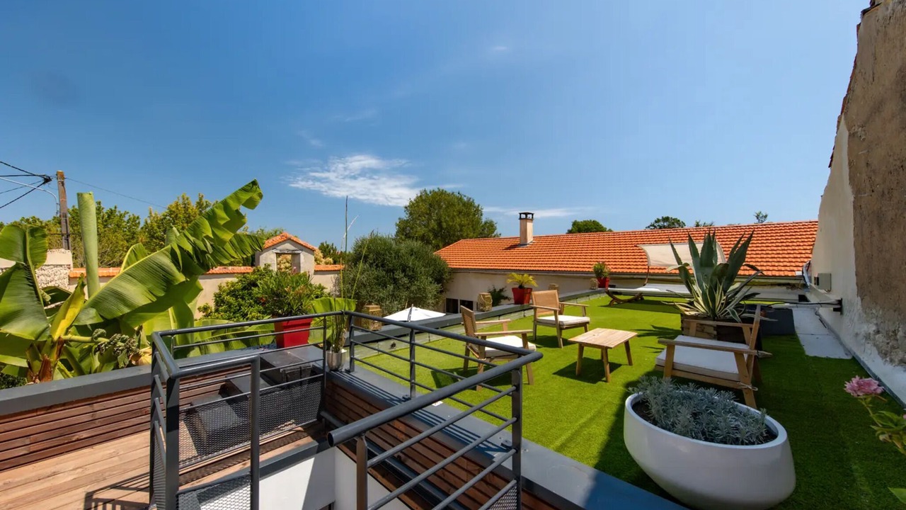 Photo of Patio Balcony in Saint-Christoly-Medoc