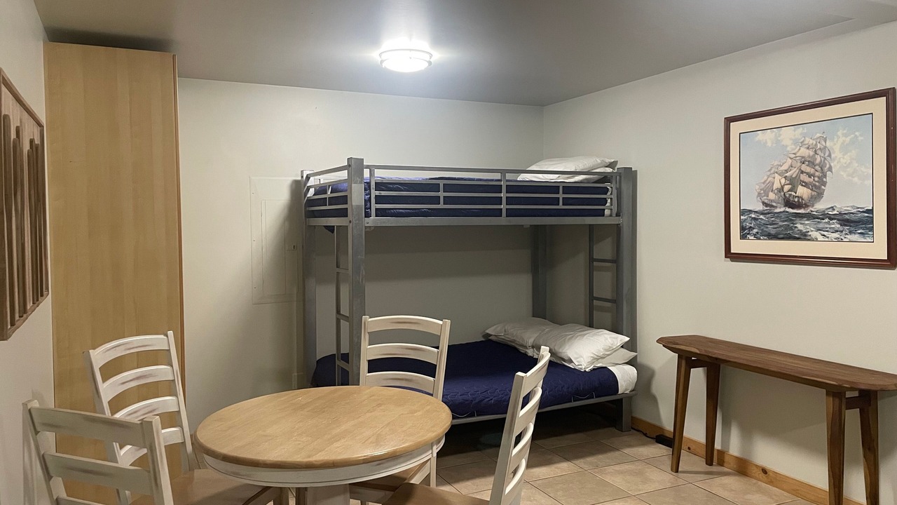 Photo of Bedroom in Rockaway Beach
