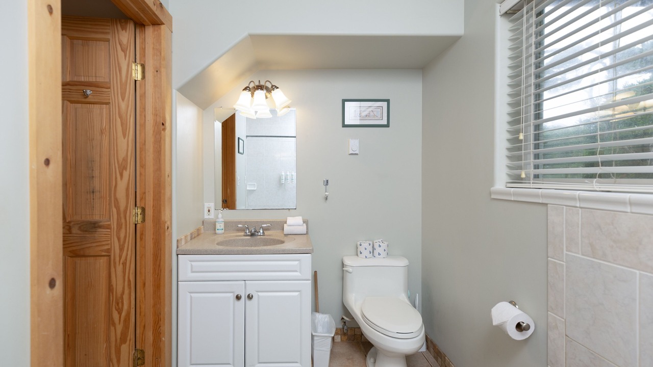 Photo of Bathroom in Rockaway Beach
