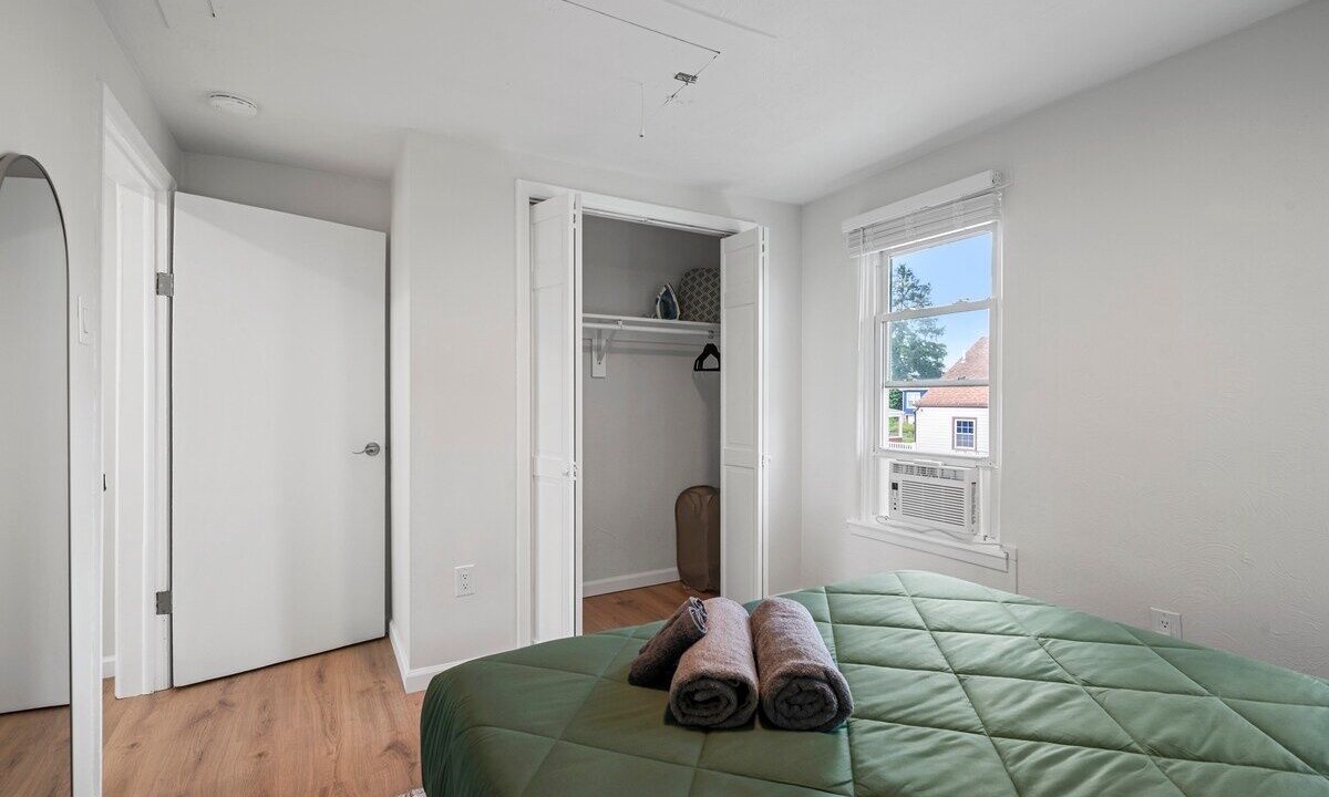Photo of Bedroom in Natrona Heights