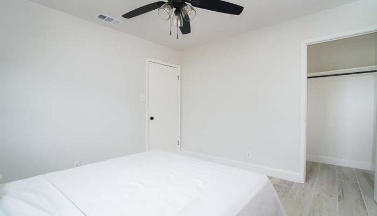 Photo of Bedroom in Blossoms Park