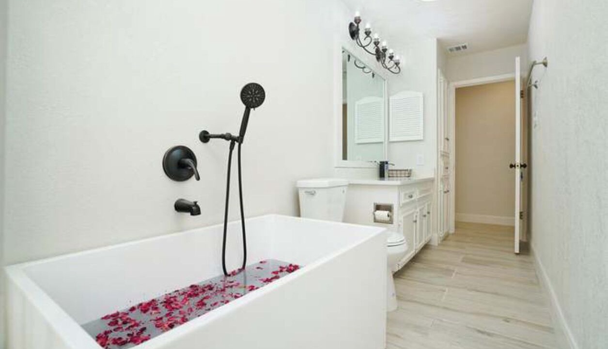 Photo of Bathroom in Blossoms Park