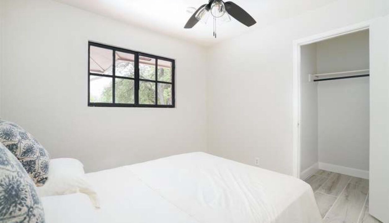Photo of Bedroom in Blossoms Park