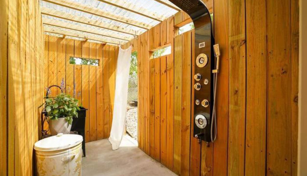 Photo of Bathroom in Blossoms Park