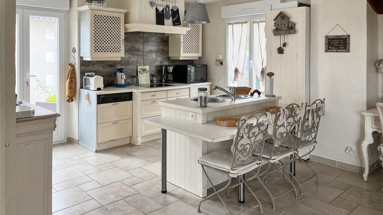 Photo of Others in Seigy